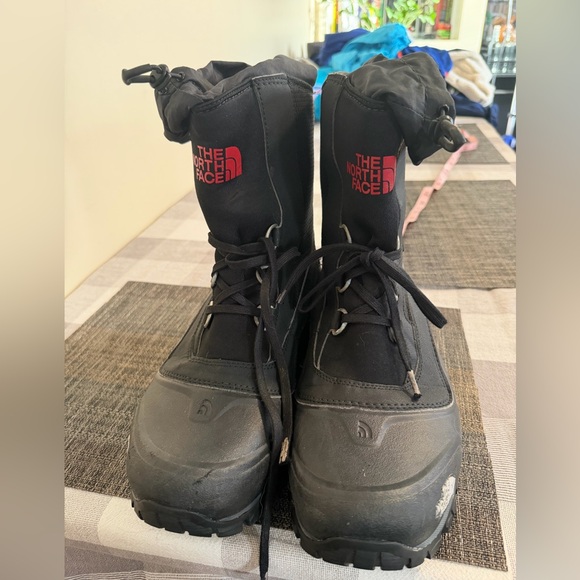 North Face Black Insulated Winter Snow Boots Men’s 13 - Picture 2 of 9
